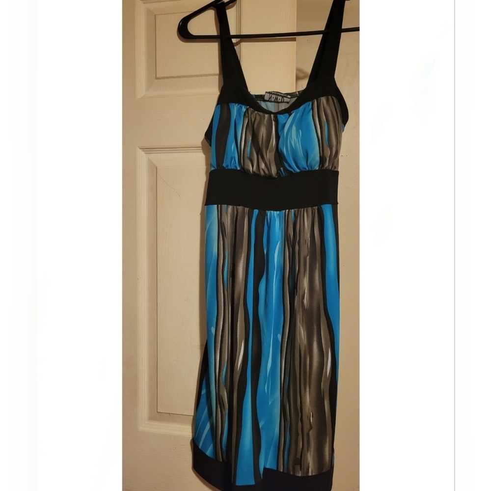 Dress size M NWD
